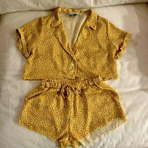 Resa cropped matching set